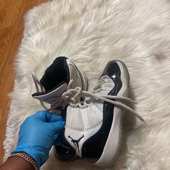 Nike Air Jordan 11 XI Retro Concord 2018 GS - 378038-100 - Size 5Y - Picture 16 of 16